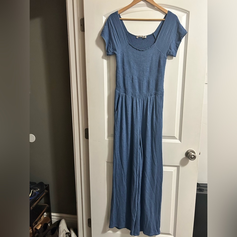 Soft surroundings jumpsuit smocked size small‎ tall